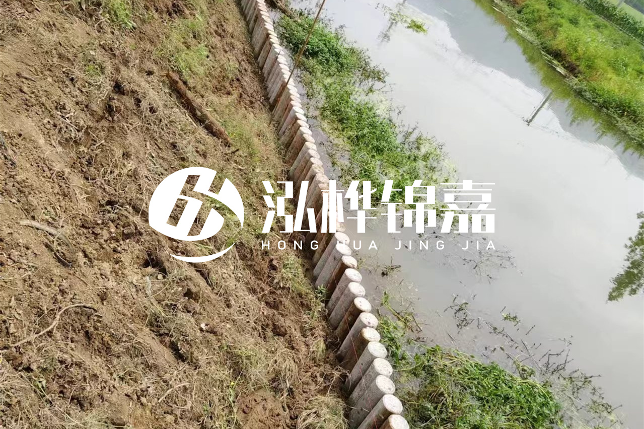 仿木樁施工前注意事項(xiàng)-水泥樁打樁機(jī)是怎么打樁的？